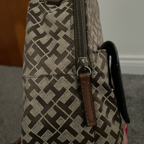 TOMMY HILFIGER BACKPACK - Picture 6 of 11
